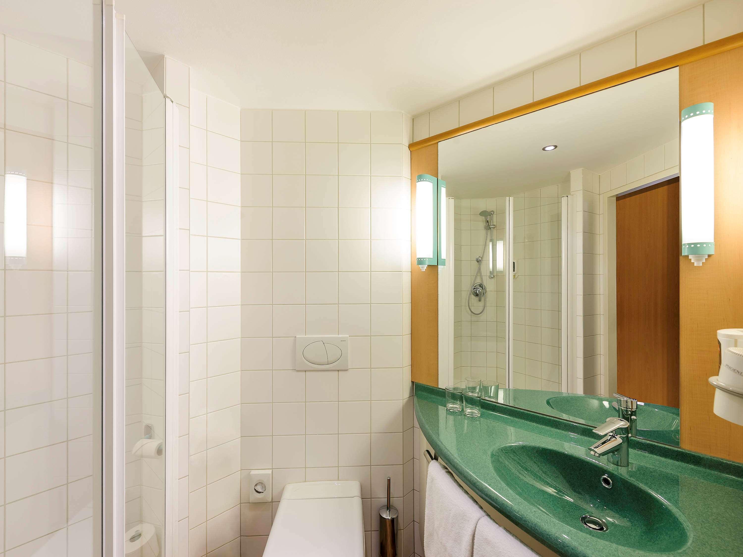 Ibis Wien City Bagian luar foto