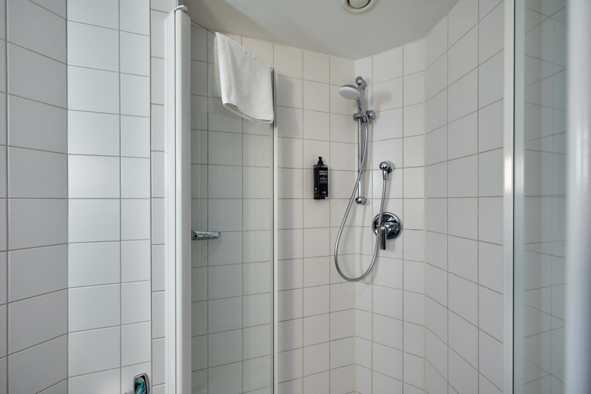 Ibis Wien City Bagian luar foto